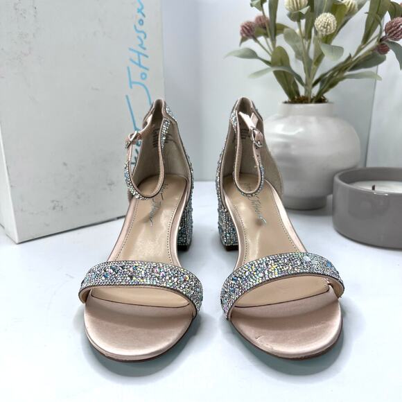 Betsey Johnson SB-Mari Block Heel Sandal Rhinestone Champagne Women 7.5W TriedOn - Picture 2 of 11
